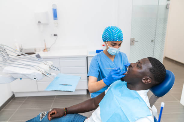 Best Emergency Tooth Extraction  in Forest Park, IL